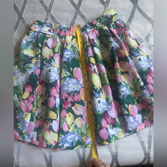 ❌SOLD❌ Skirt with flowers size S/M - Picture 6 of 6